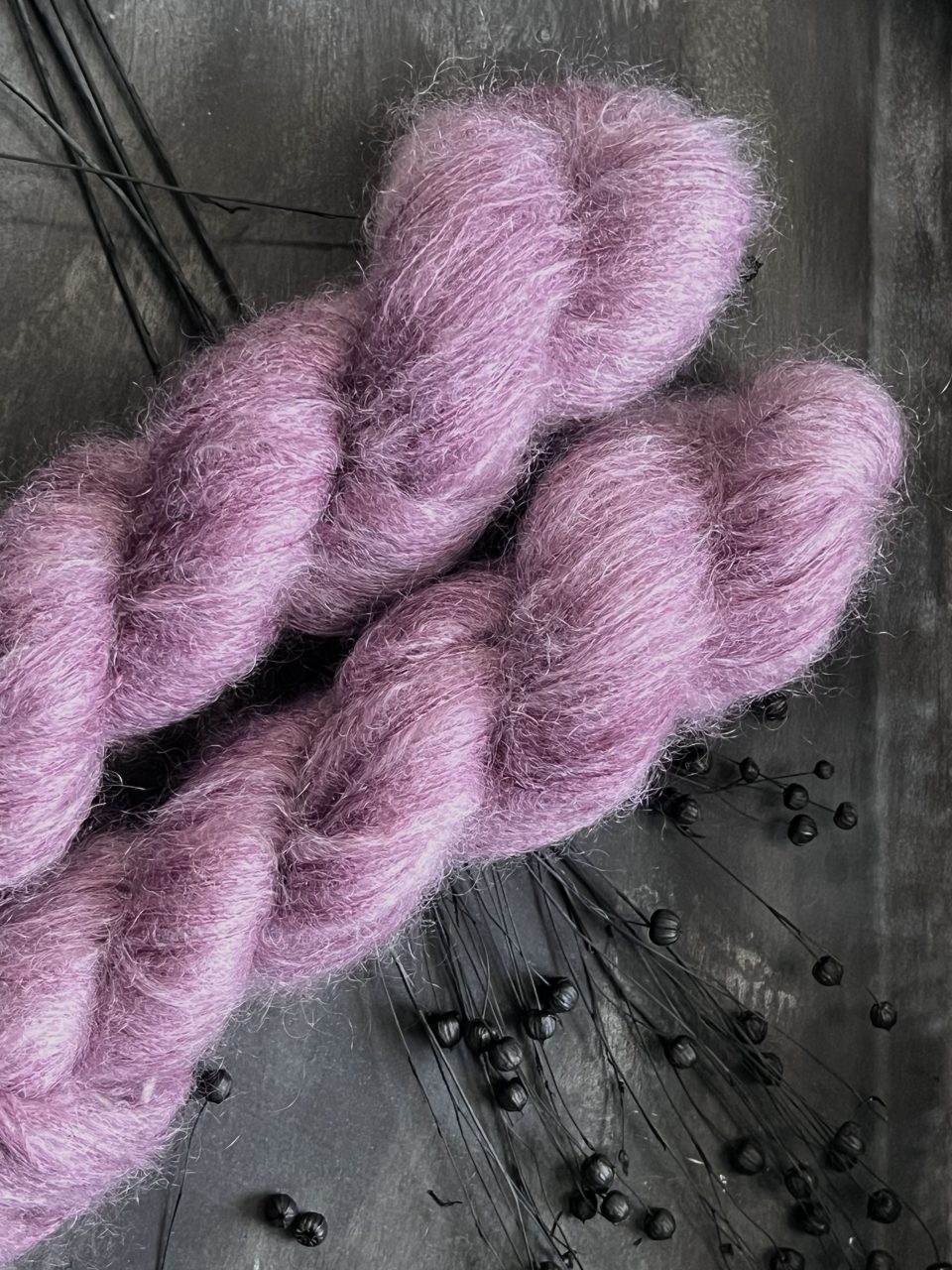 Kid Mohair 50g - semi solid - Violet Plum – Bild 3