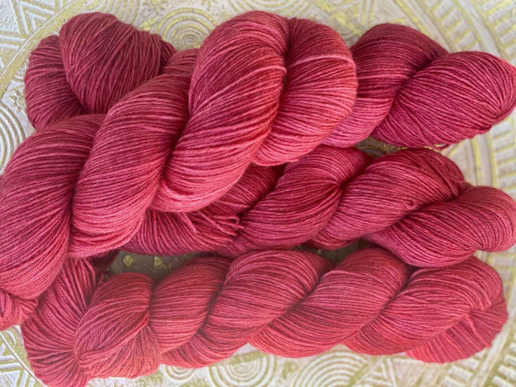 4-fach Sockenwolle fine - semi solid - Passion Red