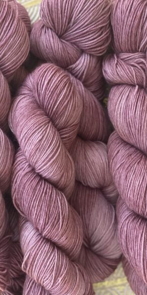 4-fach Sockenwolle fine - semi solid - Blooming Heather