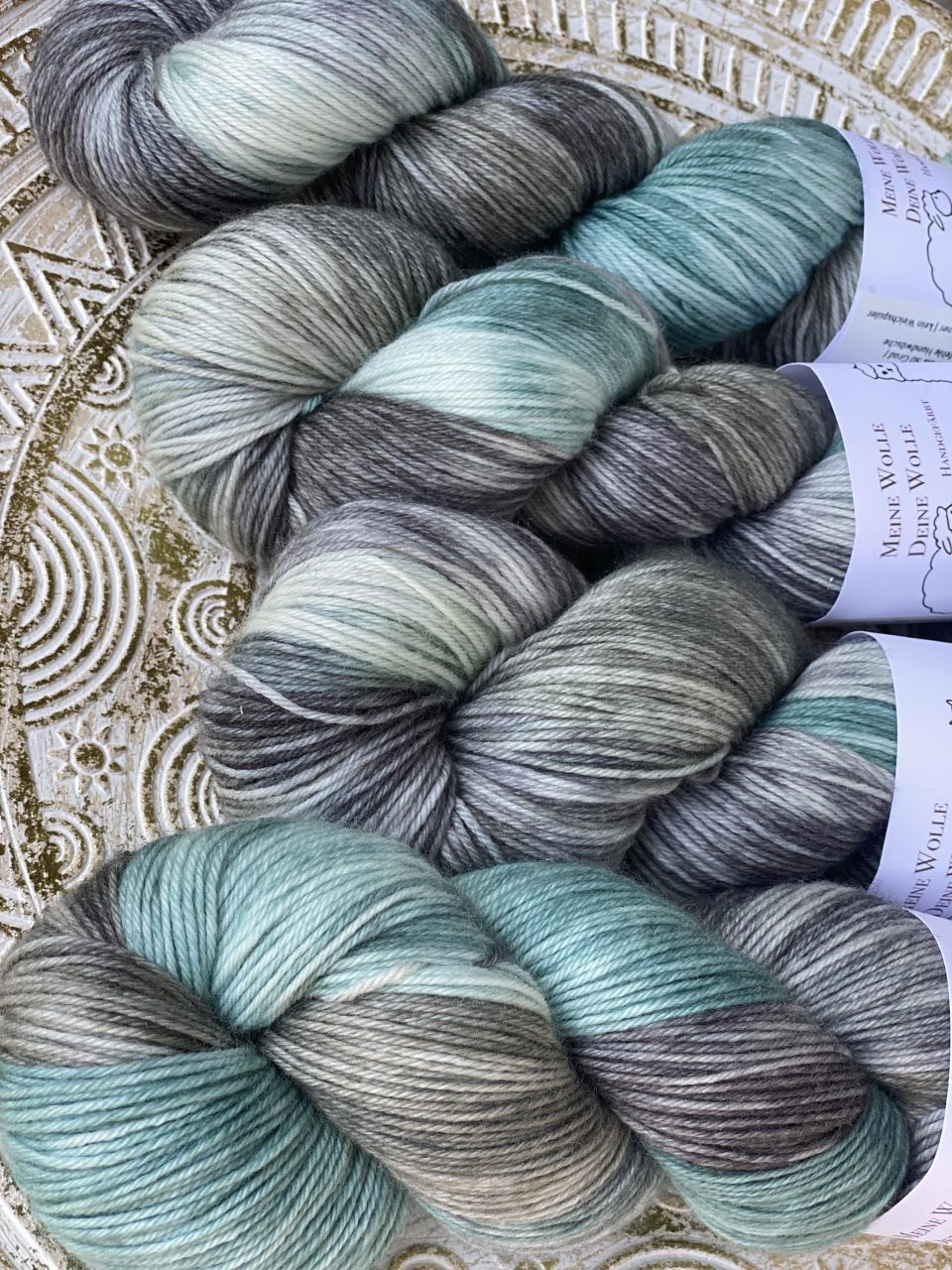 4-fach Sockenwolle fine - Marbel Sage – Bild 3