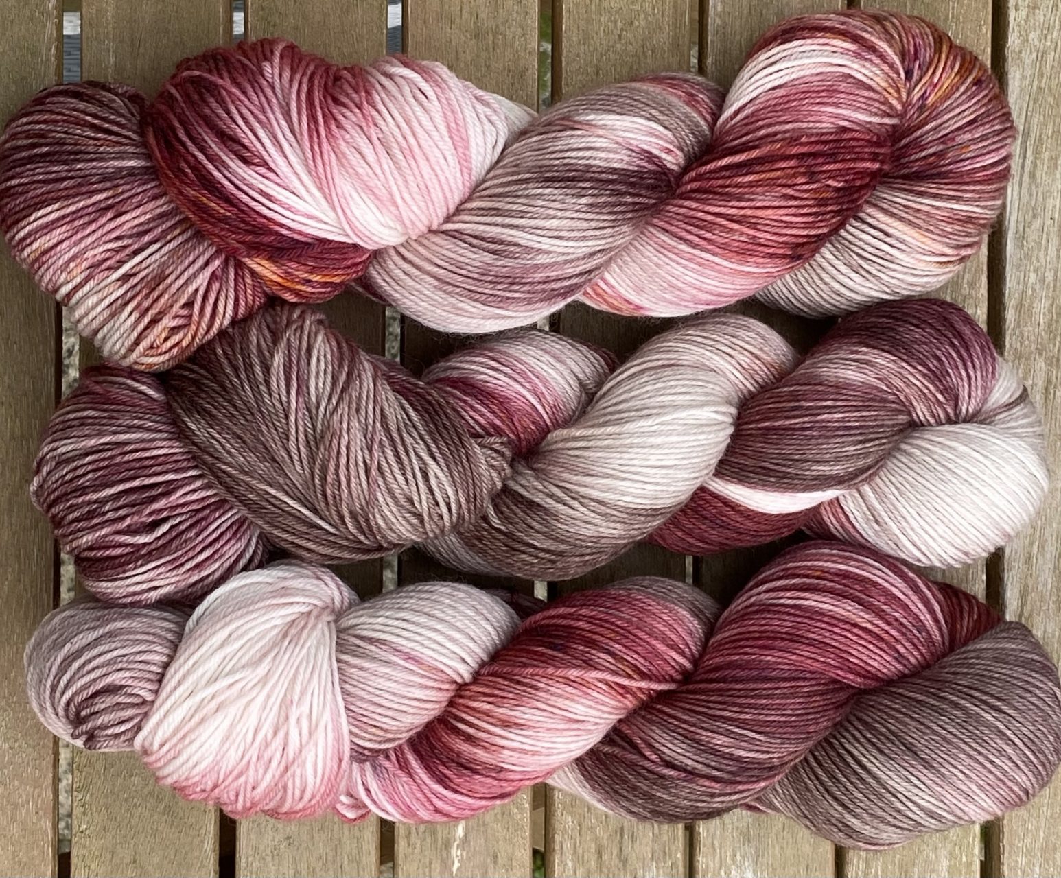 4-fach Sockenwolle fine - Sangreal – Bild 4