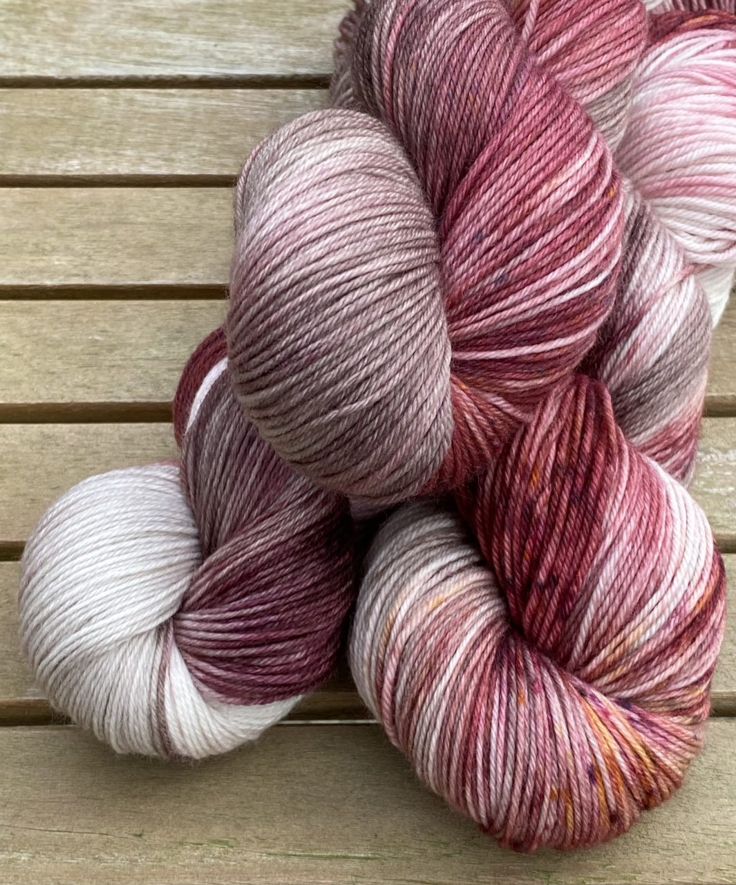 4-fach Sockenwolle fine - Sangreal – Bild 2