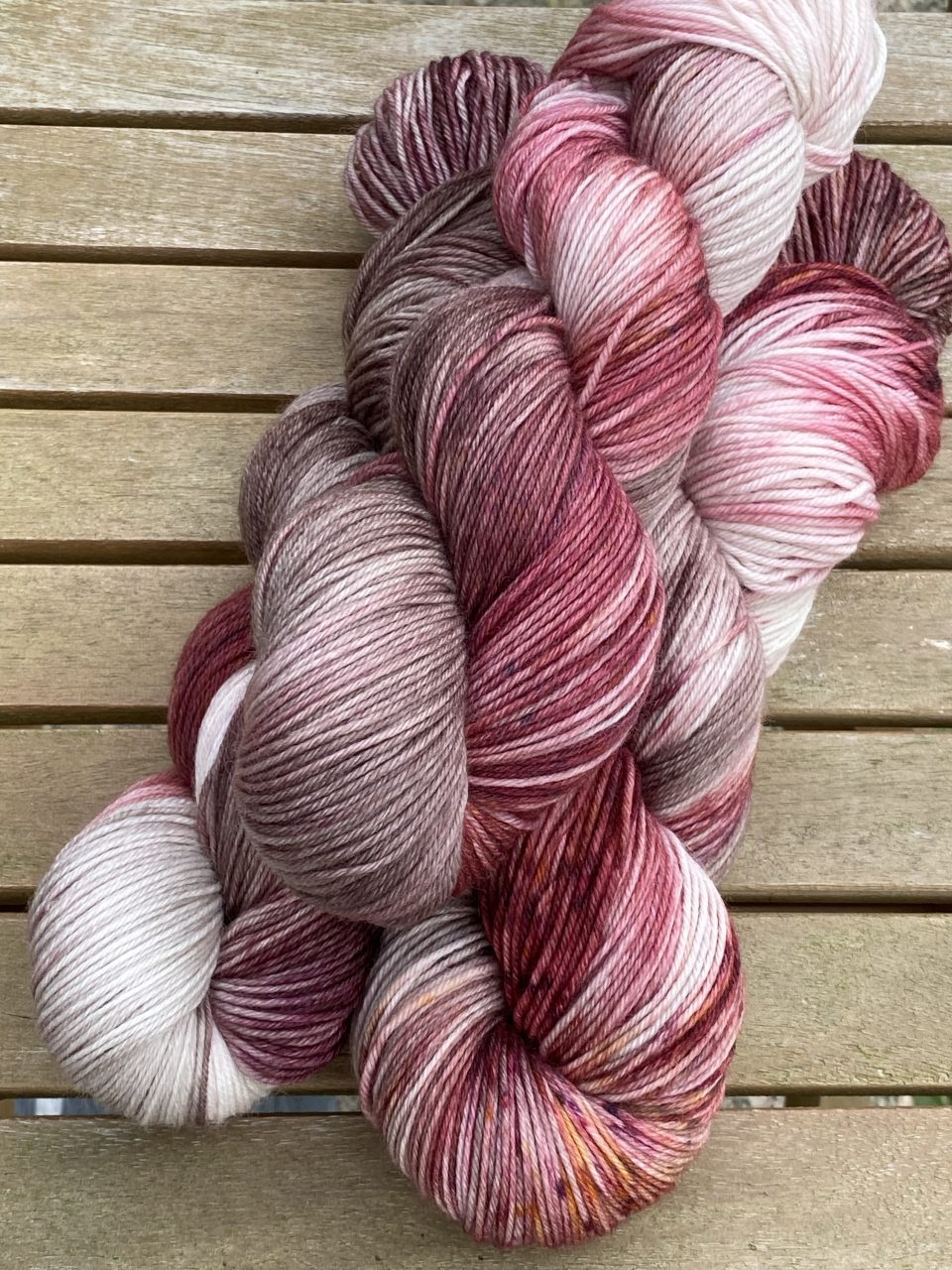 4-fach Sockenwolle fine - Sangreal – Bild 5