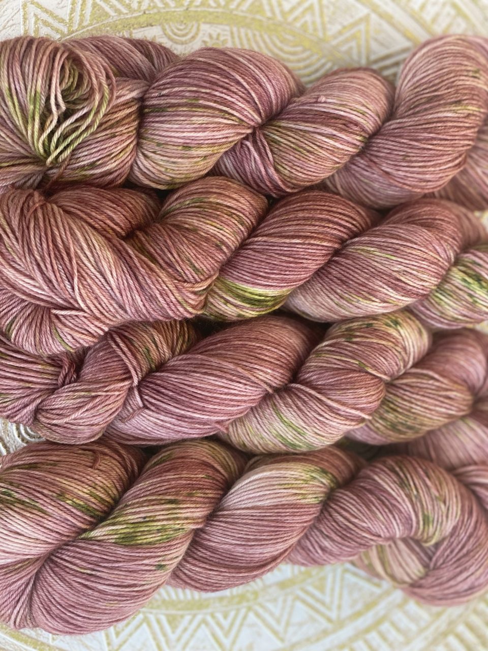 4-fach Sockenwolle fine - Antique Rosegarden – Bild 6