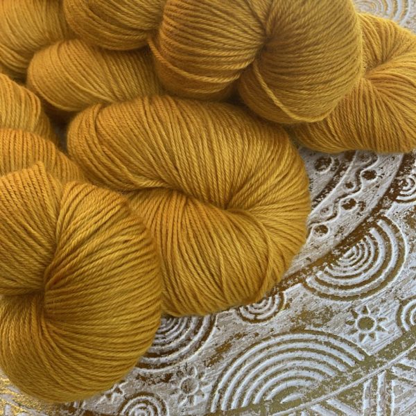 4-fach Sockenwolle fine - semi solid - Golden Glow