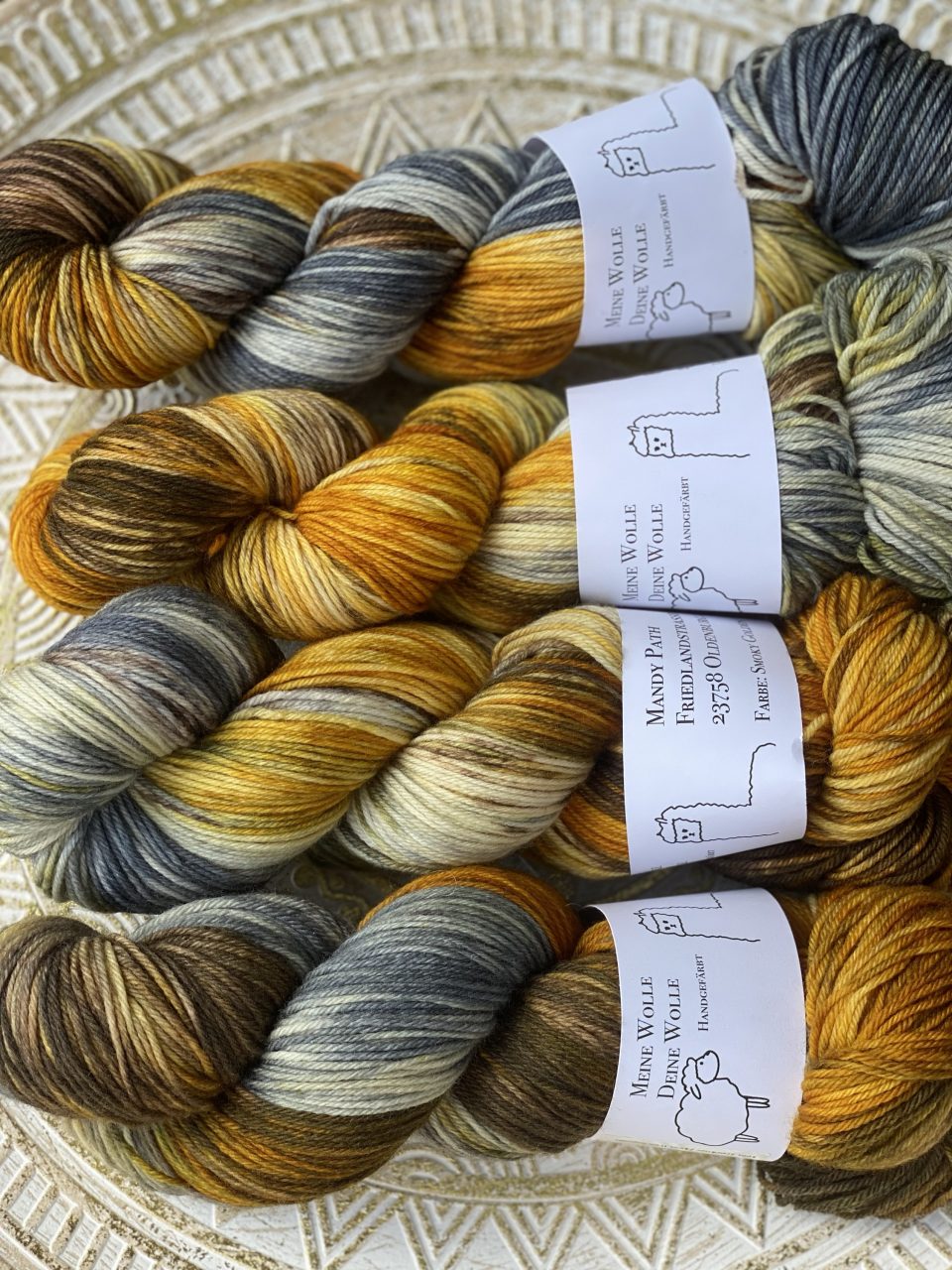 4-fach Sockenwolle extra fine - Smoky Golden – Bild 3