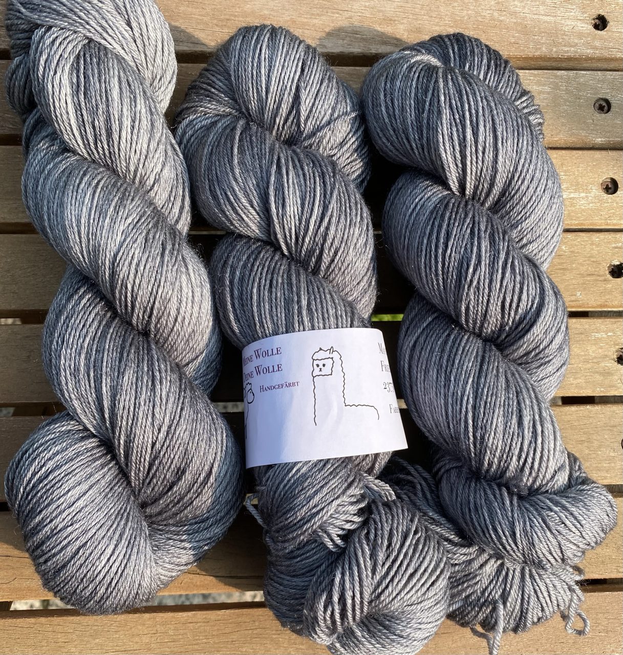 MerinoSeide 70/30 - semi solid - Silver Metal – Bild 6