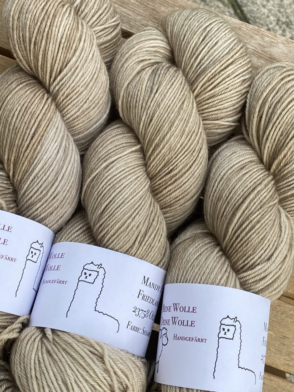 4-fach Sockenwolle fine - semi solid - Sesame Dream – Bild 2