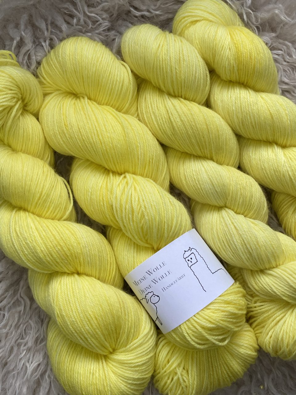 4-fach Sockenwolle fine - semi solid - Citrus Sorbet