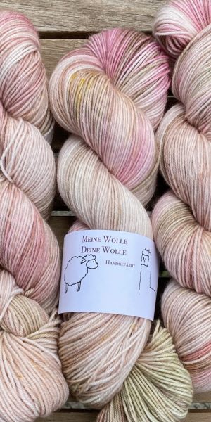 4-fach Sockenwolle fine - Raspberry Milk