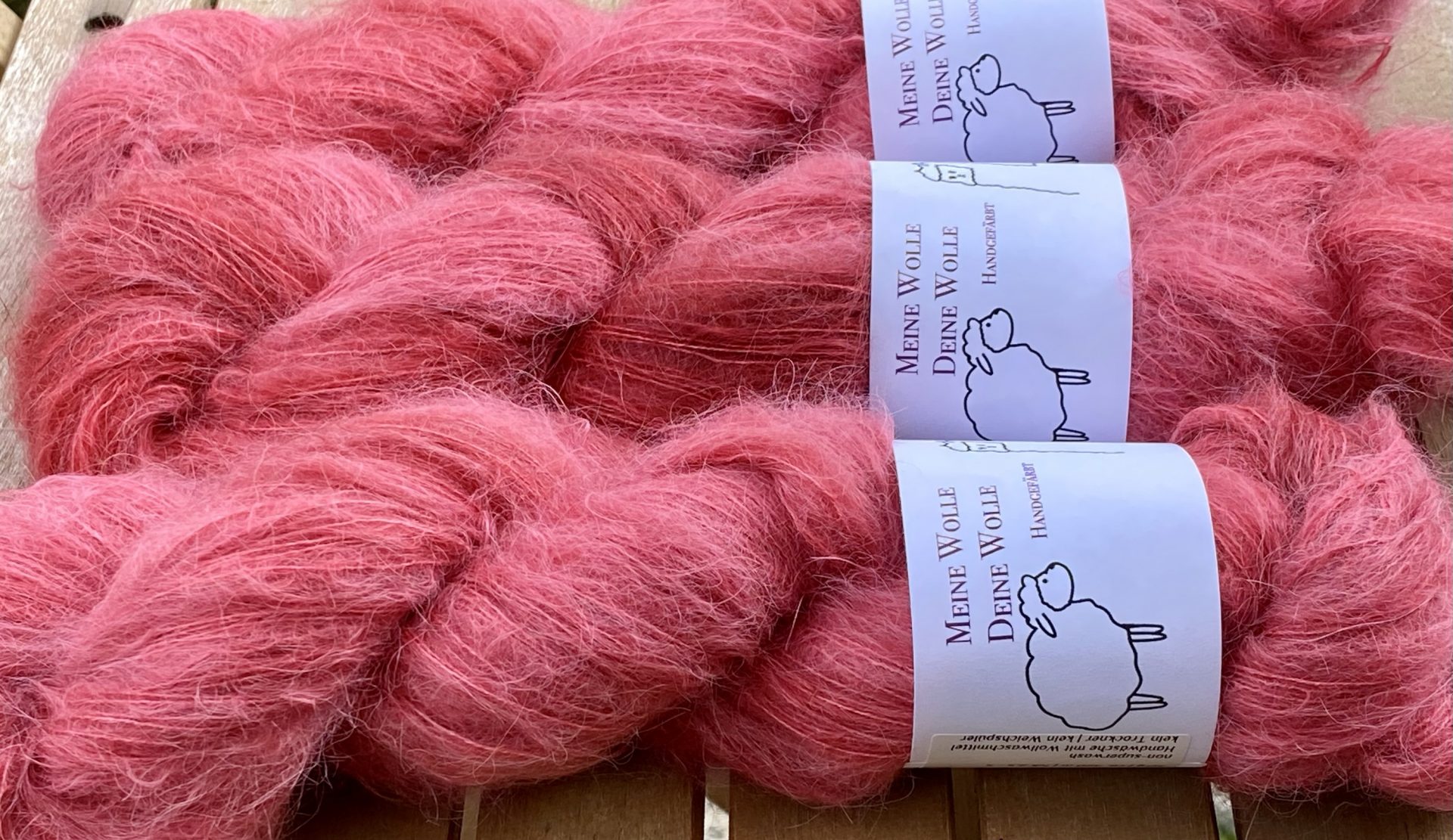 Federleicht Baby Suri|Seide 50g - semi solid - Flamenco – Bild 4