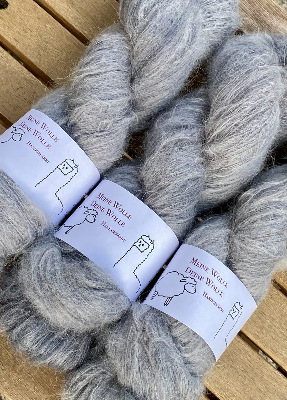 Federleicht Baby Suri|Seide 50g - semi solid - Silver Metal – Bild 4