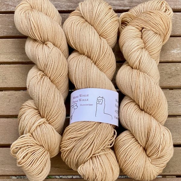 MerinoRoyalSeide - semi solid - Sandy Buff