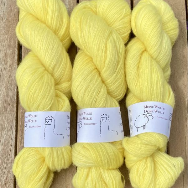 Kuschelwolke Merino|Seide|Kaschmir 50g - semi solid - Citrus Sorbet