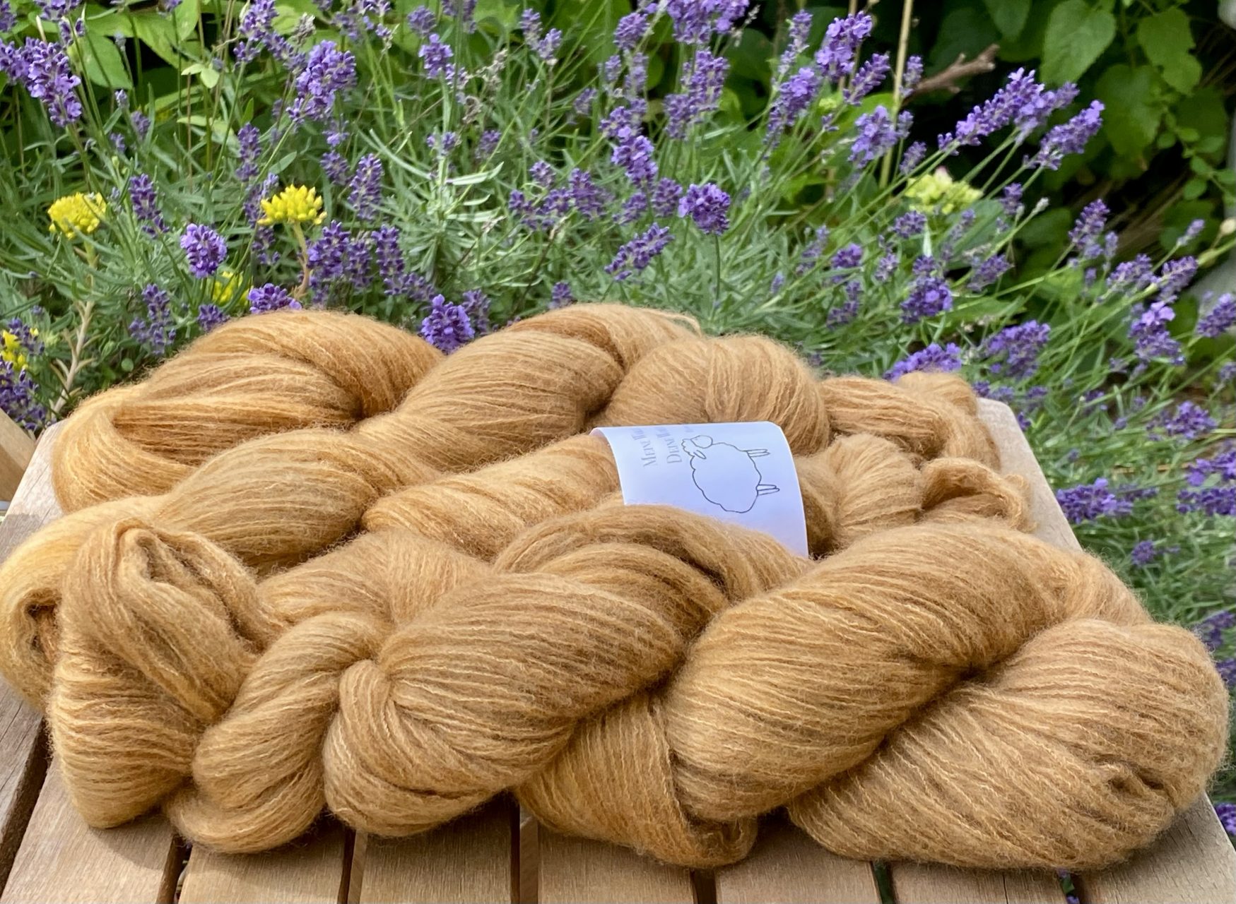 Kuschelwolke Merino|Seide|Kaschmir 50g - semi solid - Bronca