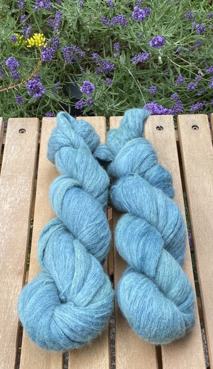 Kuschelwolke Merino|Seide|Kaschmir 50g - semi solid - Echoes of the Abyss