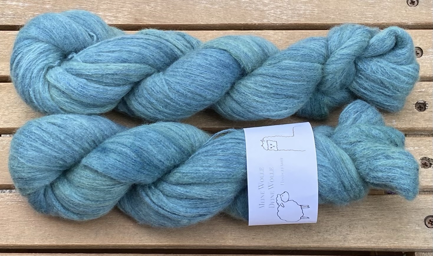 Kuschelwolke Merino|Seide|Kaschmir 50g - semi solid - Echoes of the Abyss – Bild 4