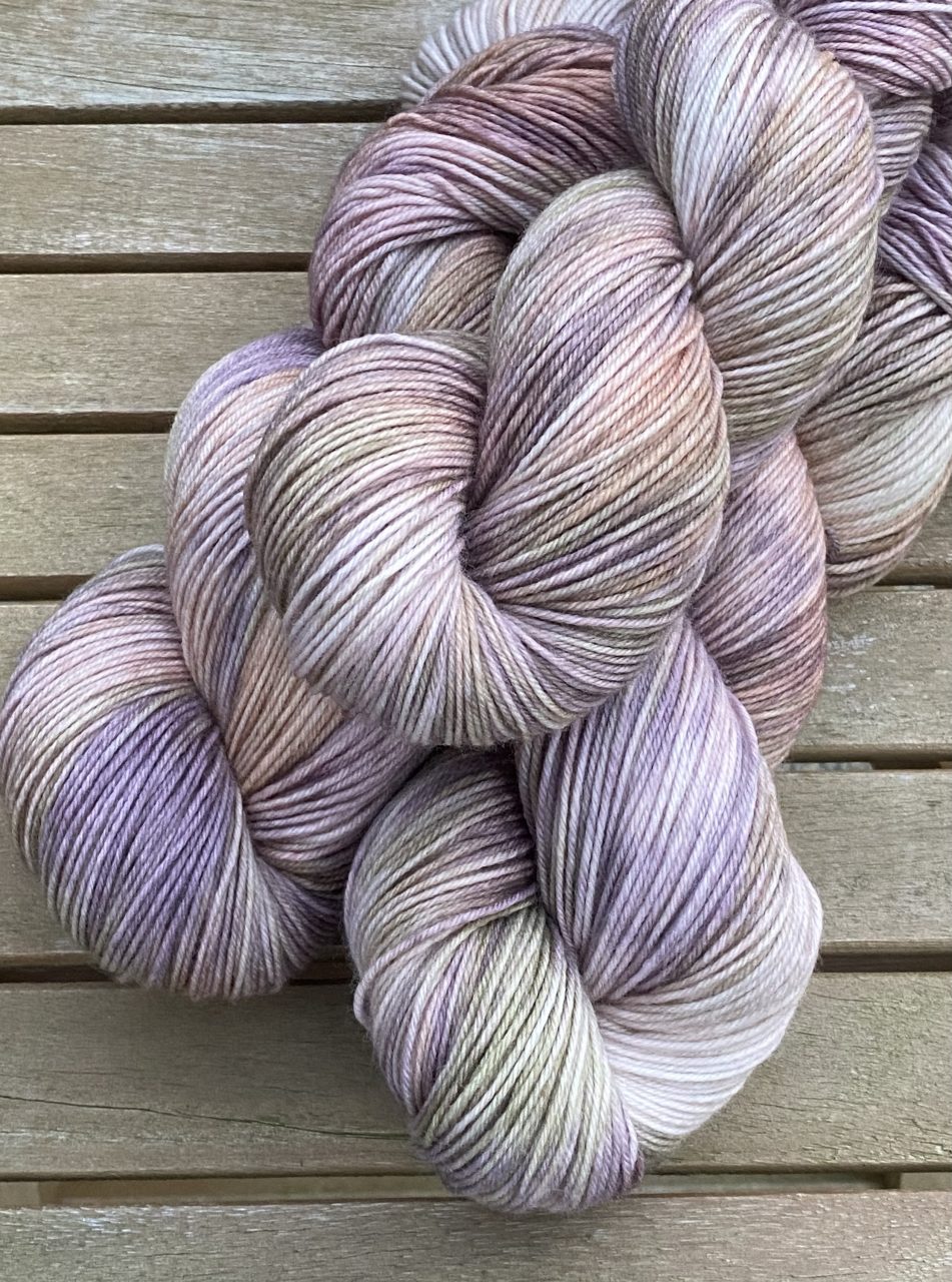 4-fach Sockenwolle fine - Faded Mauve – Bild 2