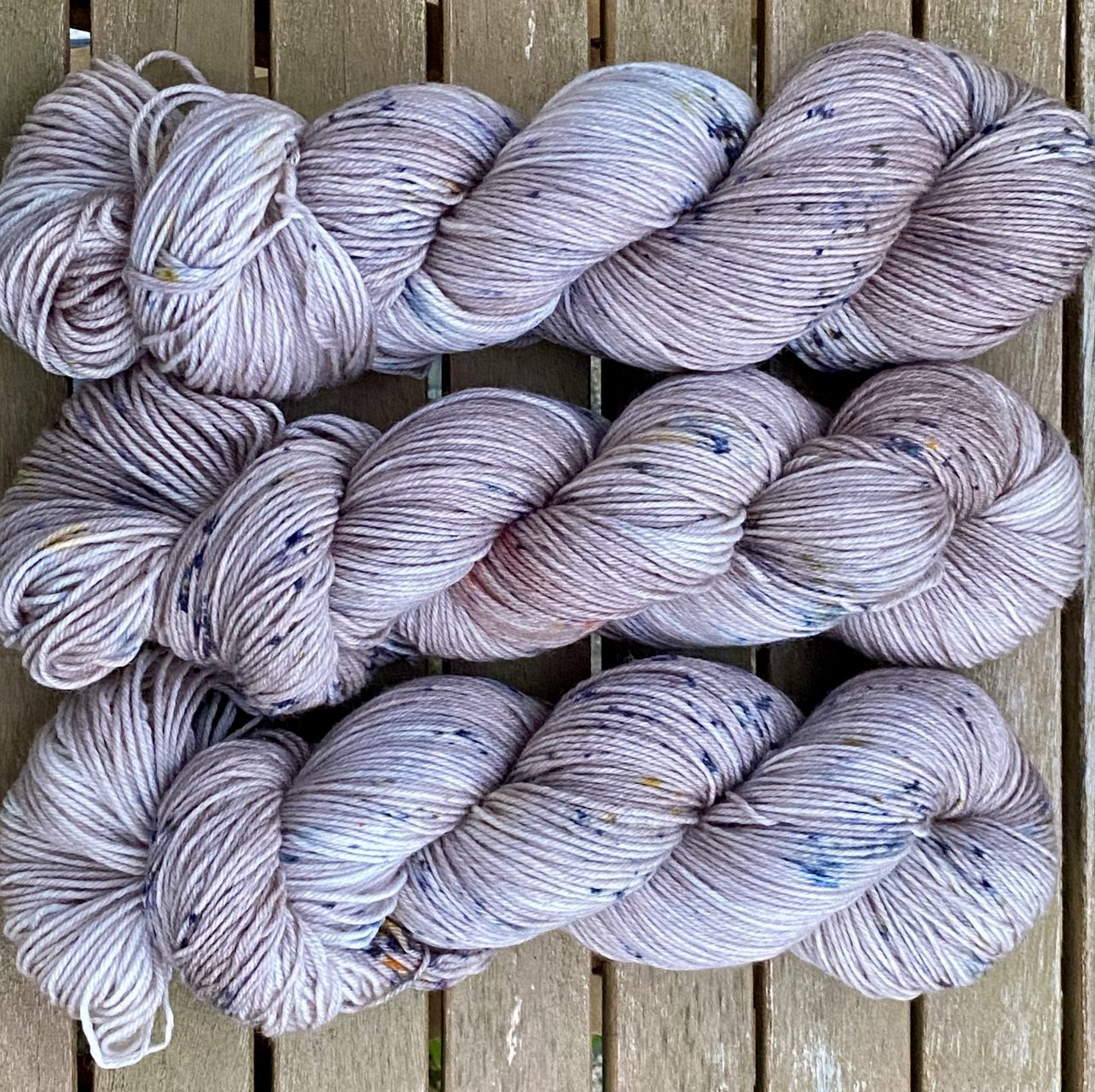 4-fach Sockenwolle fine - Sepia & Ink – Bild 3