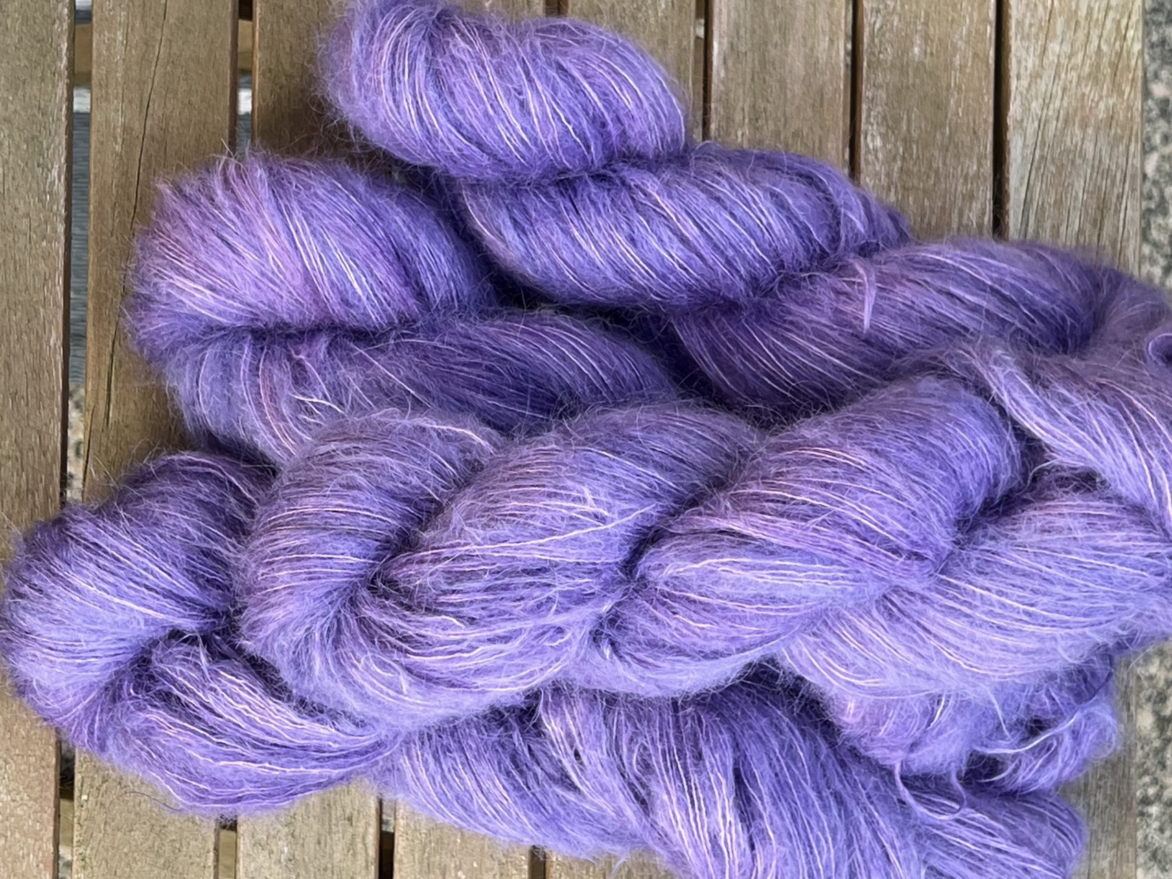 Federleicht Baby Suri|Seide 50g - semi solid - Lavendel Lore – Bild 7