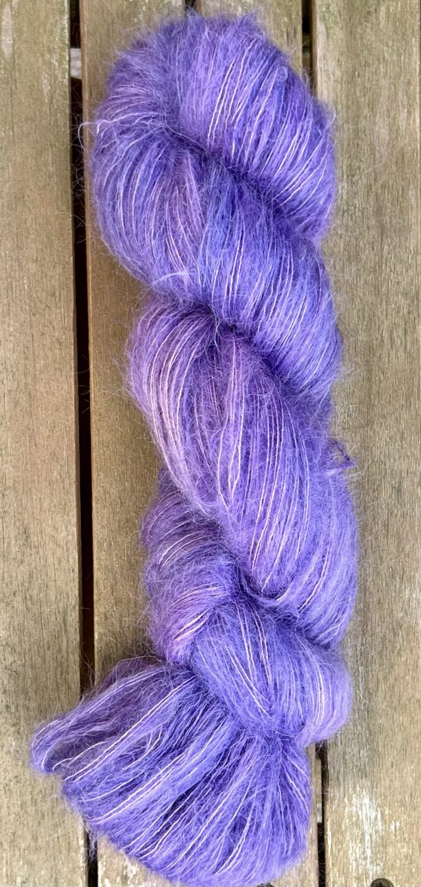 Federleicht Baby Suri|Seide 50g - semi solid - Lavendel Lore – Bild 6