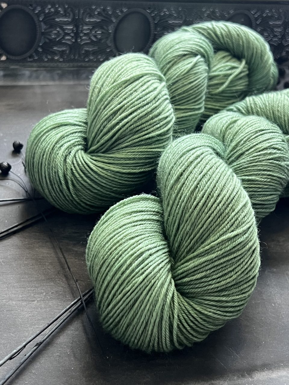 4-fach Sockenwolle fine - semi solid - Mint Cloud – Bild 2