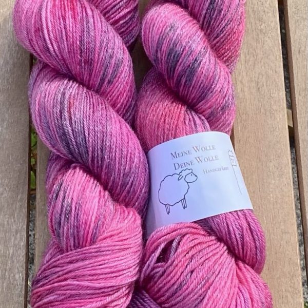 MeriTenc- Sooty Bloom