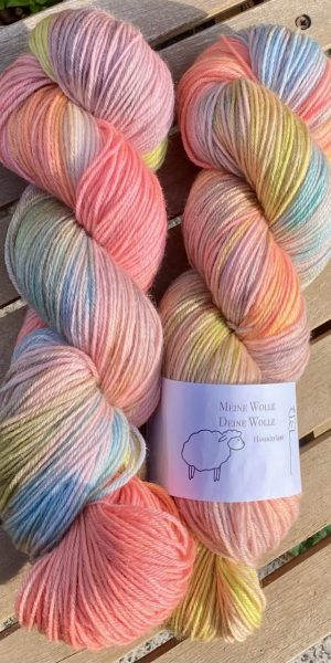 MeriTenc- Swirled Neonpastel