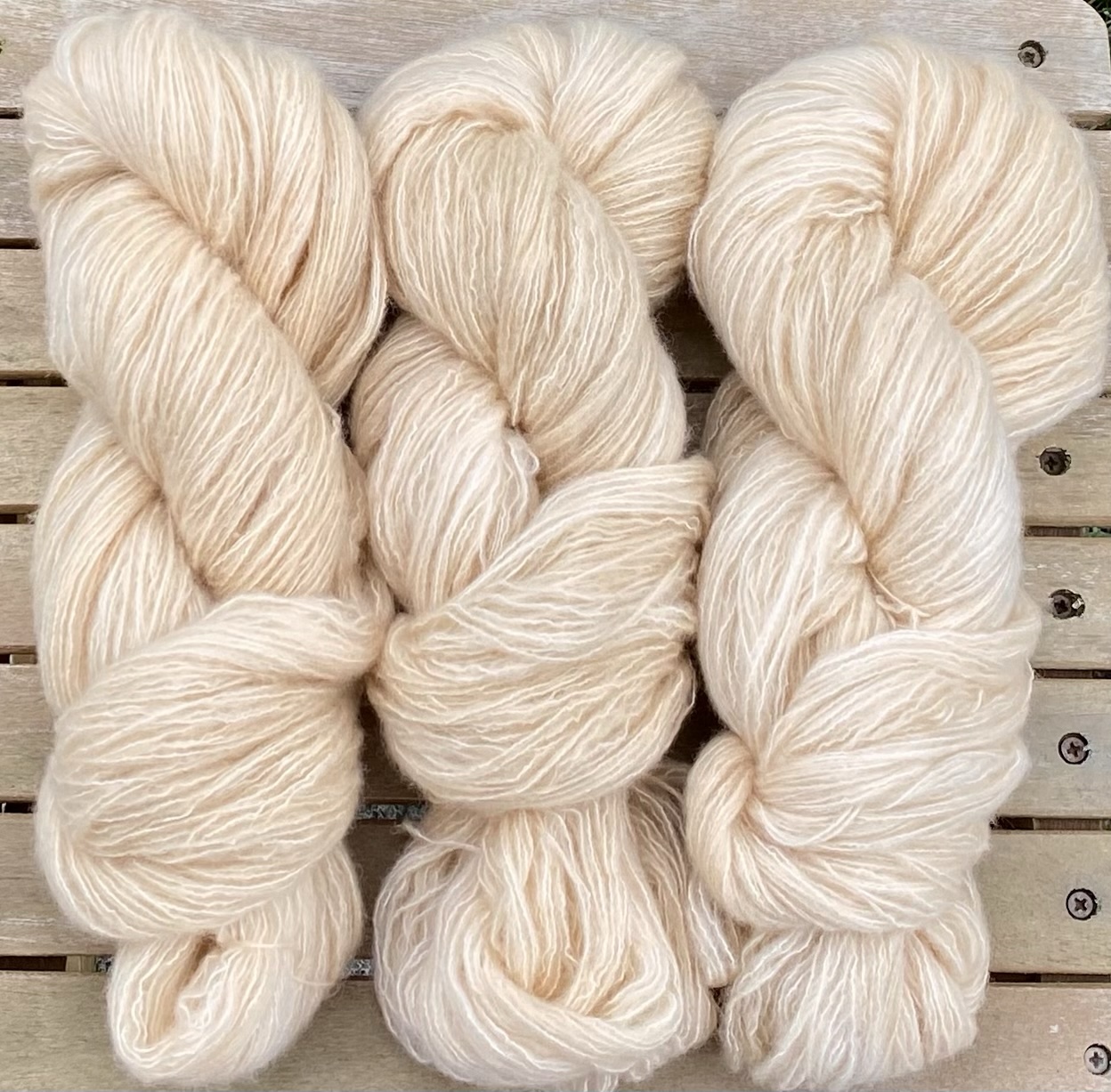 Kuschelwolke Merino|Seide|Kaschmir 50g - semi solid - Creamy