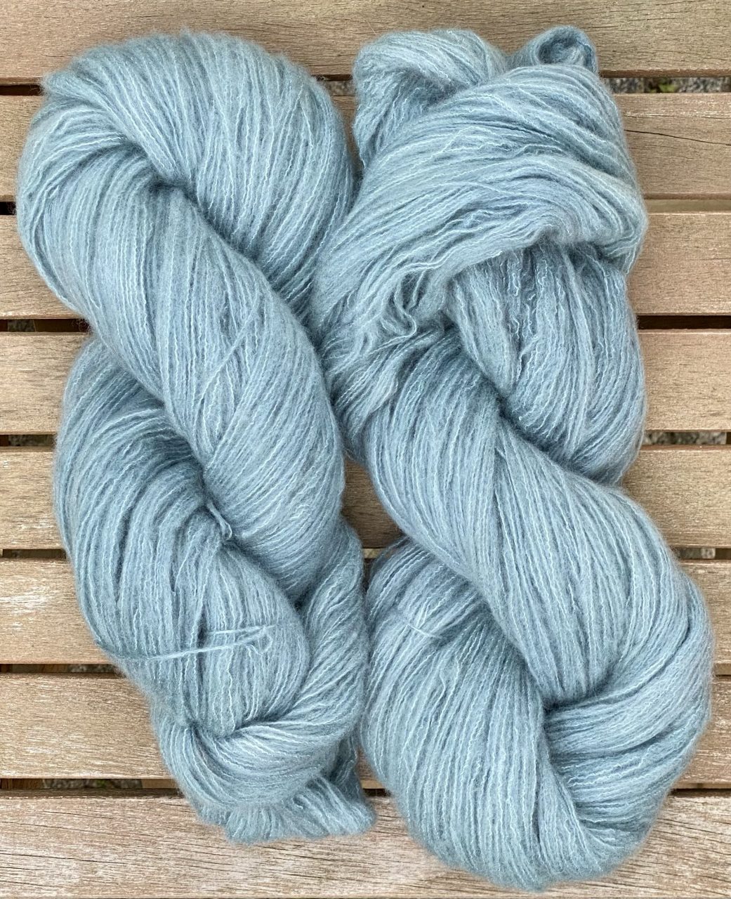 Kuschelwolke Merino|Seide|Kaschmir 50g - semi solid - Zeder