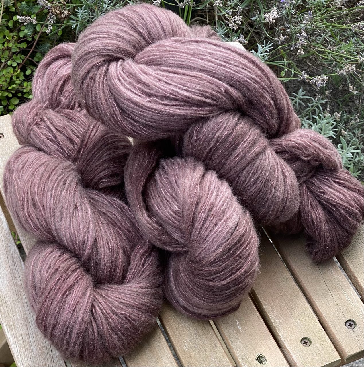 Kuschelwolke Merino|Seide|Kaschmir 50g - semi solid - Warm Chocolate – Bild 2