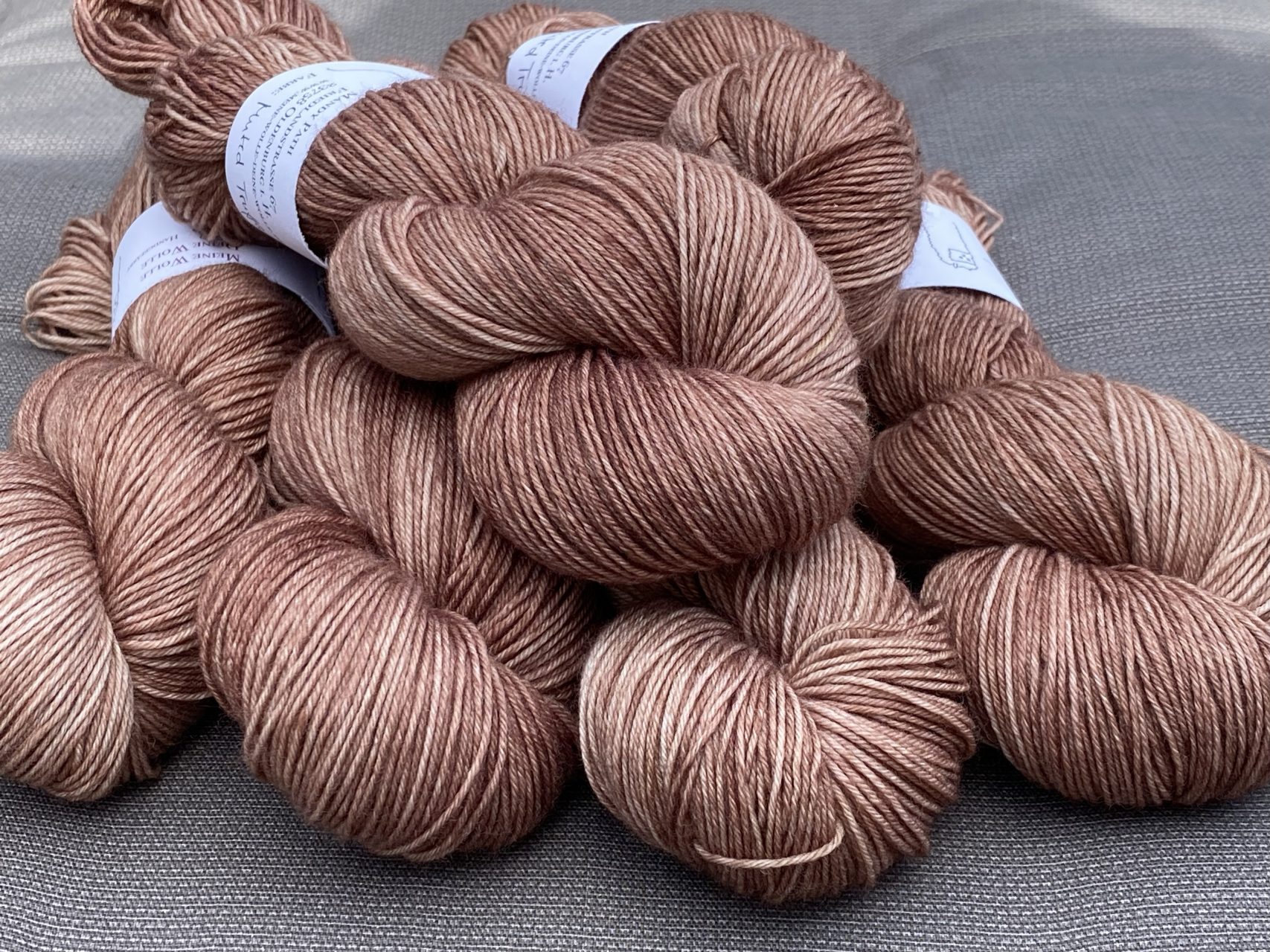 4-fach Sockenwolle fine - semi solid - Muted Truffle