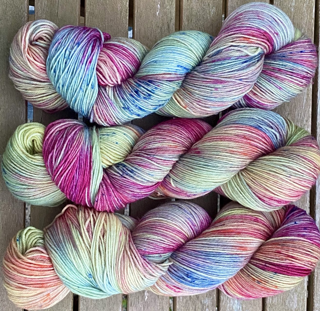 4-fach Sockenwolle fine - Verdigris Garden – Bild 3