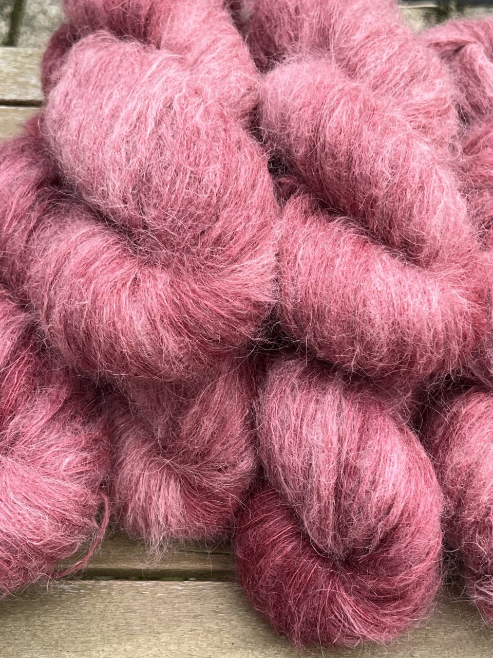 Federleicht Baby Suri|Seide 50g - semi solid - Wine – Bild 4