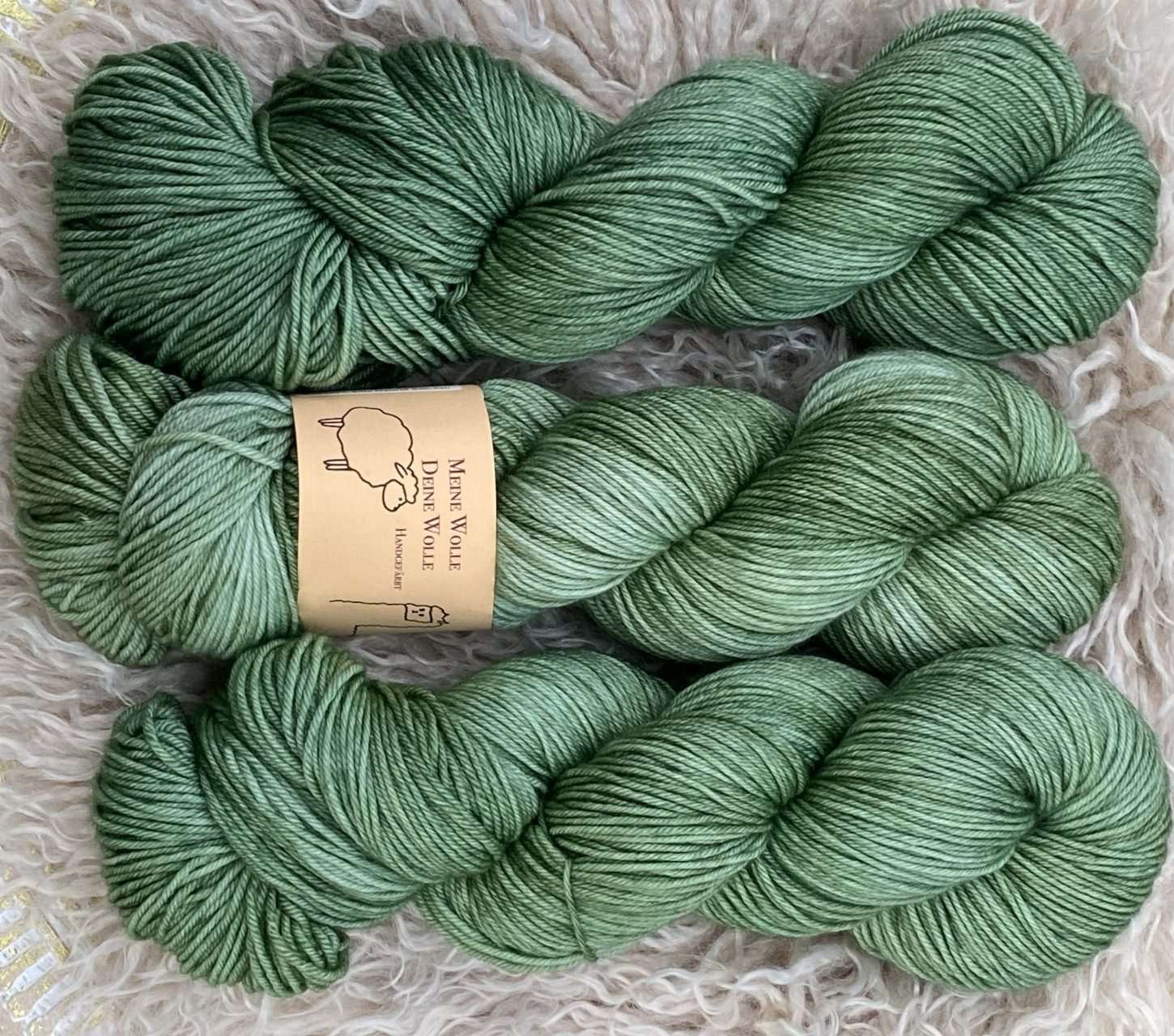 Merino 16 Micron - semi solid - Mint Cloud – Bild 4