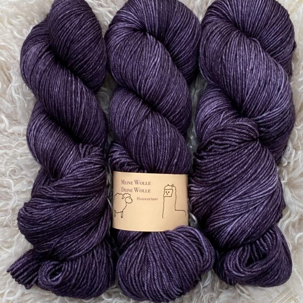 Merino 16 Micron - semi solid - Night Shadow