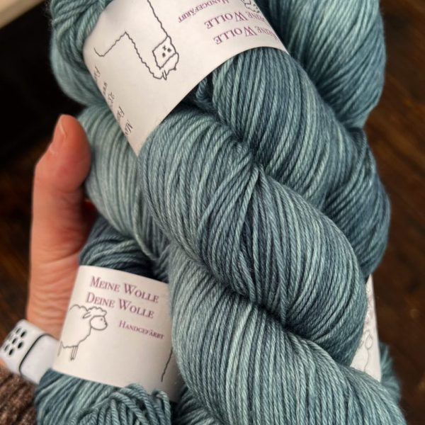 4-fach Sockenwolle extra fein - semi solid - Zeder