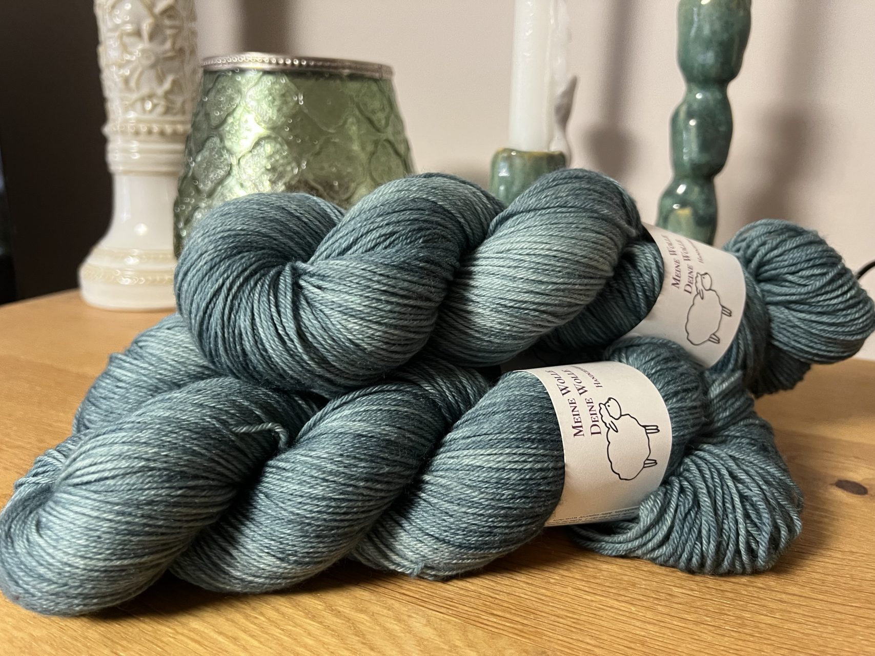 4-fach Sockenwolle extra fein - semi solid - Zeder – Bild 2