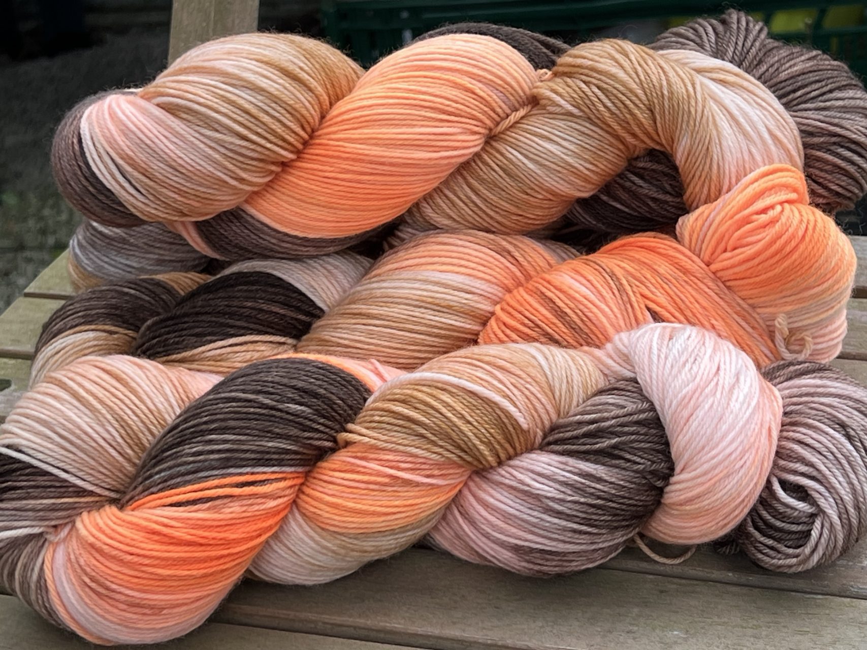 4-fach Sockenwolle extra fein - Intense – Bild 2