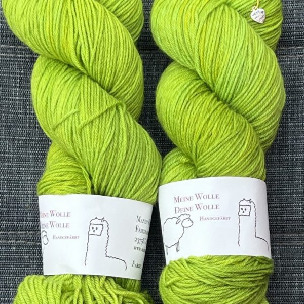 4-fach Sockenwolle extra fein - semi solid - Be Green