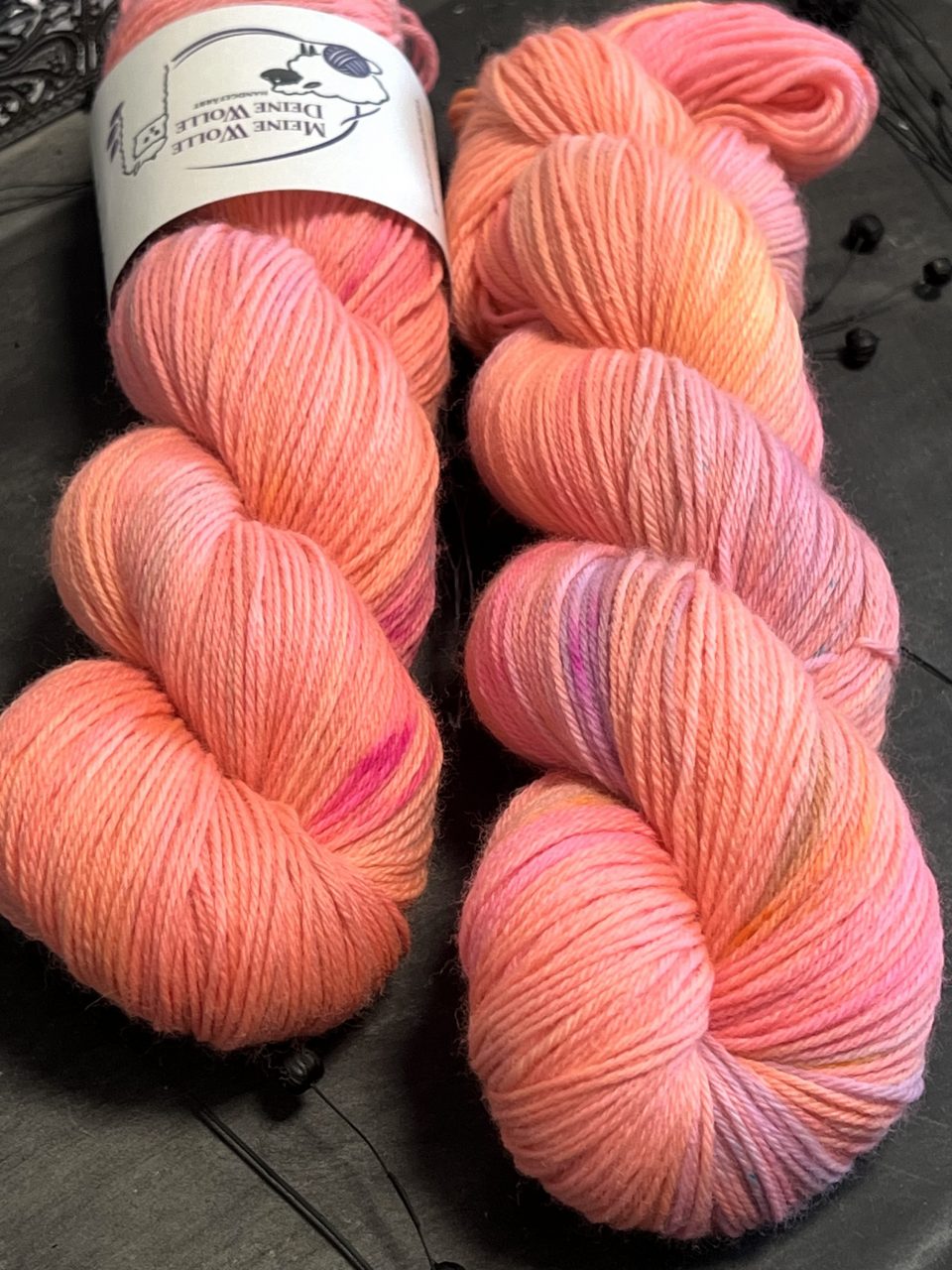 4-fach Sockenwolle extra fein - Neon Morning – Bild 2