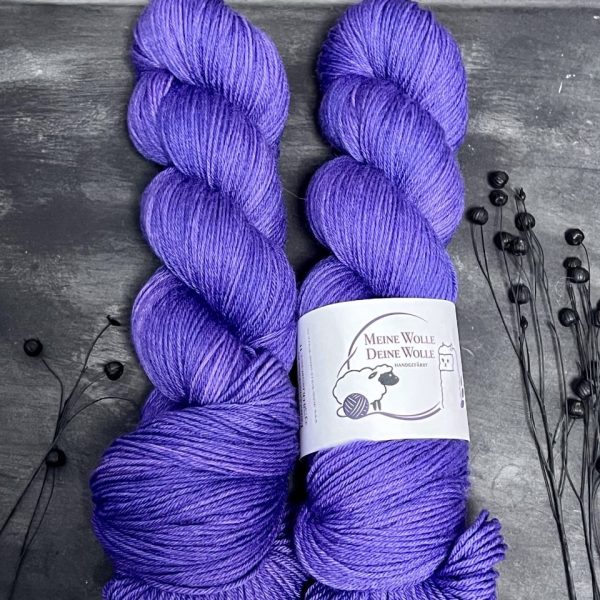 4-fach Sockenwolle extra fein - semi solid - Lavendula 2.0