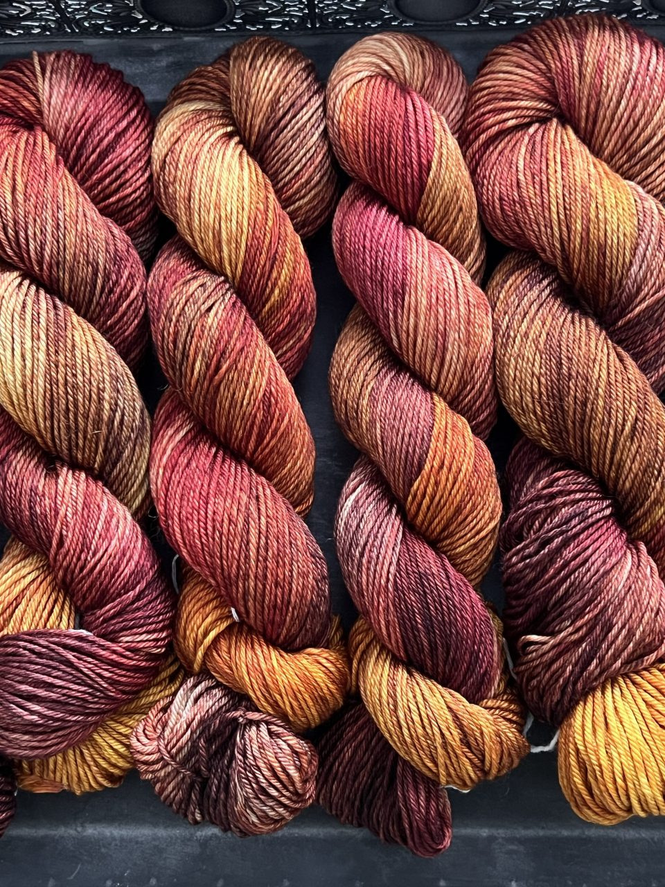 Merino SW 187 – Ember Flux – Meine Wolle Deine Wolle