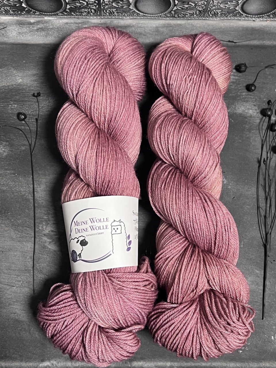 4-fach Sockenwolle extra fein - semi solid - Mauve Mirage