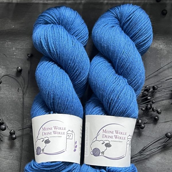 4-fach Sockenwolle extra fein - semi solid - Deepsea Shine