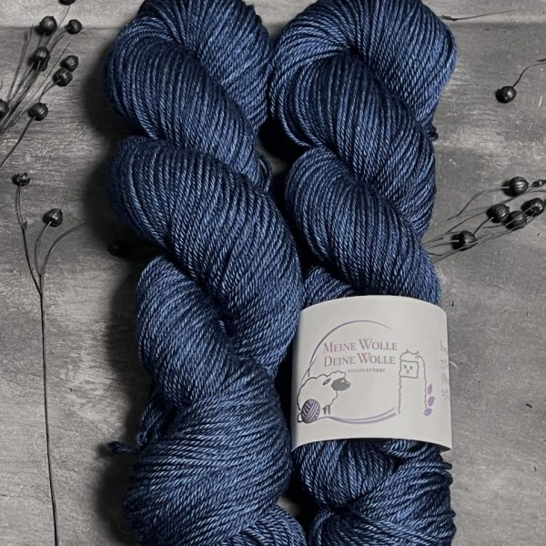 Merino SW 187 - Semi Solid - Harbor