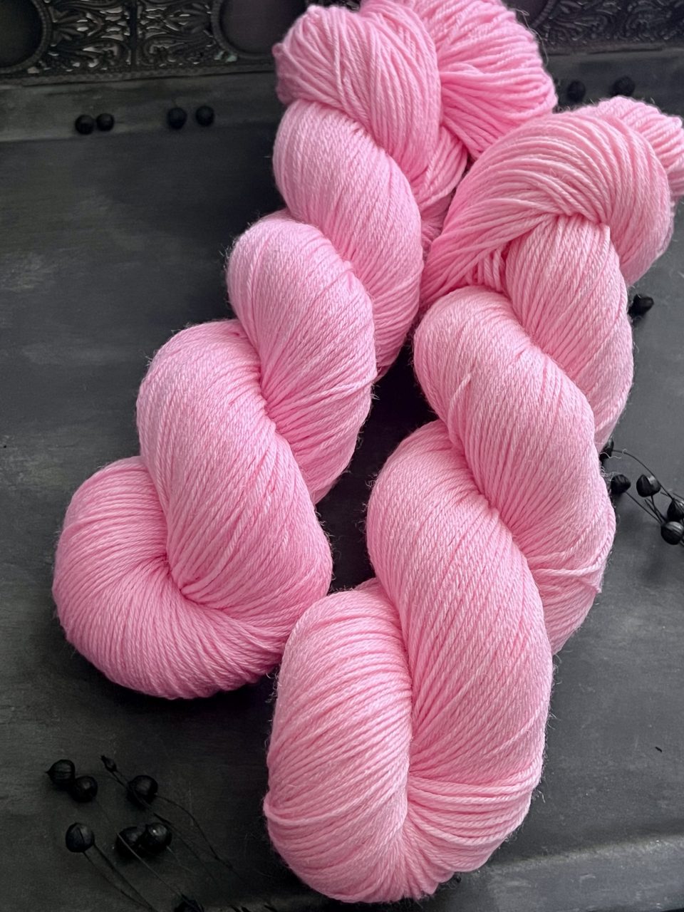 MerinoSeide 70/30 - semi solid - Pink Muse – Bild 2