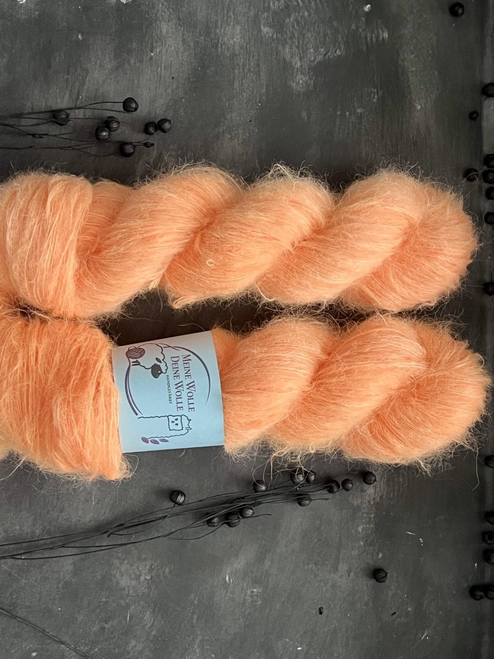 Federleicht Baby Suri|Seide 50 g - semi solid - Neon O! – Bild 3