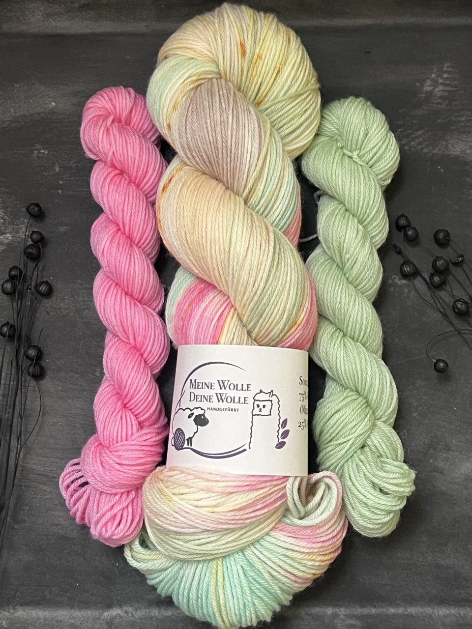 4-fach Sockenwolle extra fein - Softy mit 2 Minis