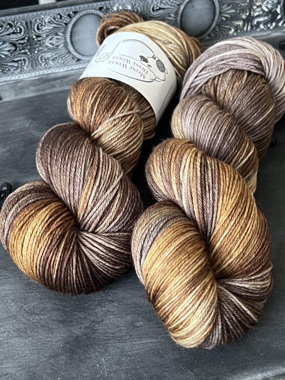 4-fach Sockenwolle extra fein - Earth & Iron – Bild 2